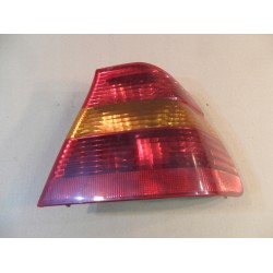 LAMPA PRAWA TYLNA BMW 3 E46