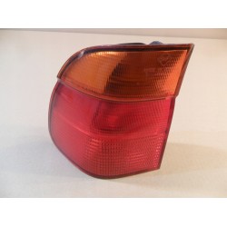 BMW 5 E39 KOMBI LEWA LAMPA TYŁ