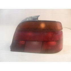BMW E39 SEDAN LAMPA PRAWY TYŁ TYLNA 8358032