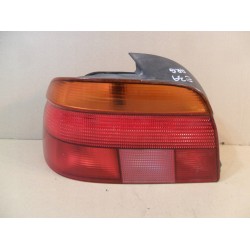 BMW E39 SEDAN LAMPA PRAWY TYŁ TYLNA 8363565